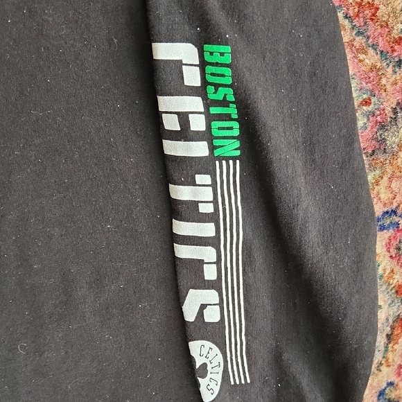 Boston Celtics Long Sleeve Shirt - Picture 4 of 5
